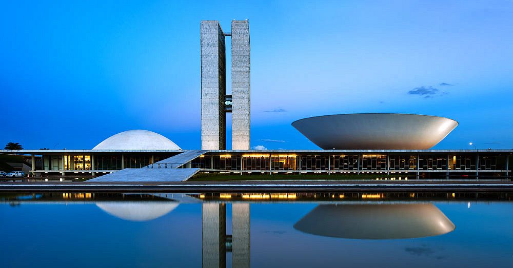 PLP 42 e Aposentadoria Especial: O fim da idade mínima vai sair?